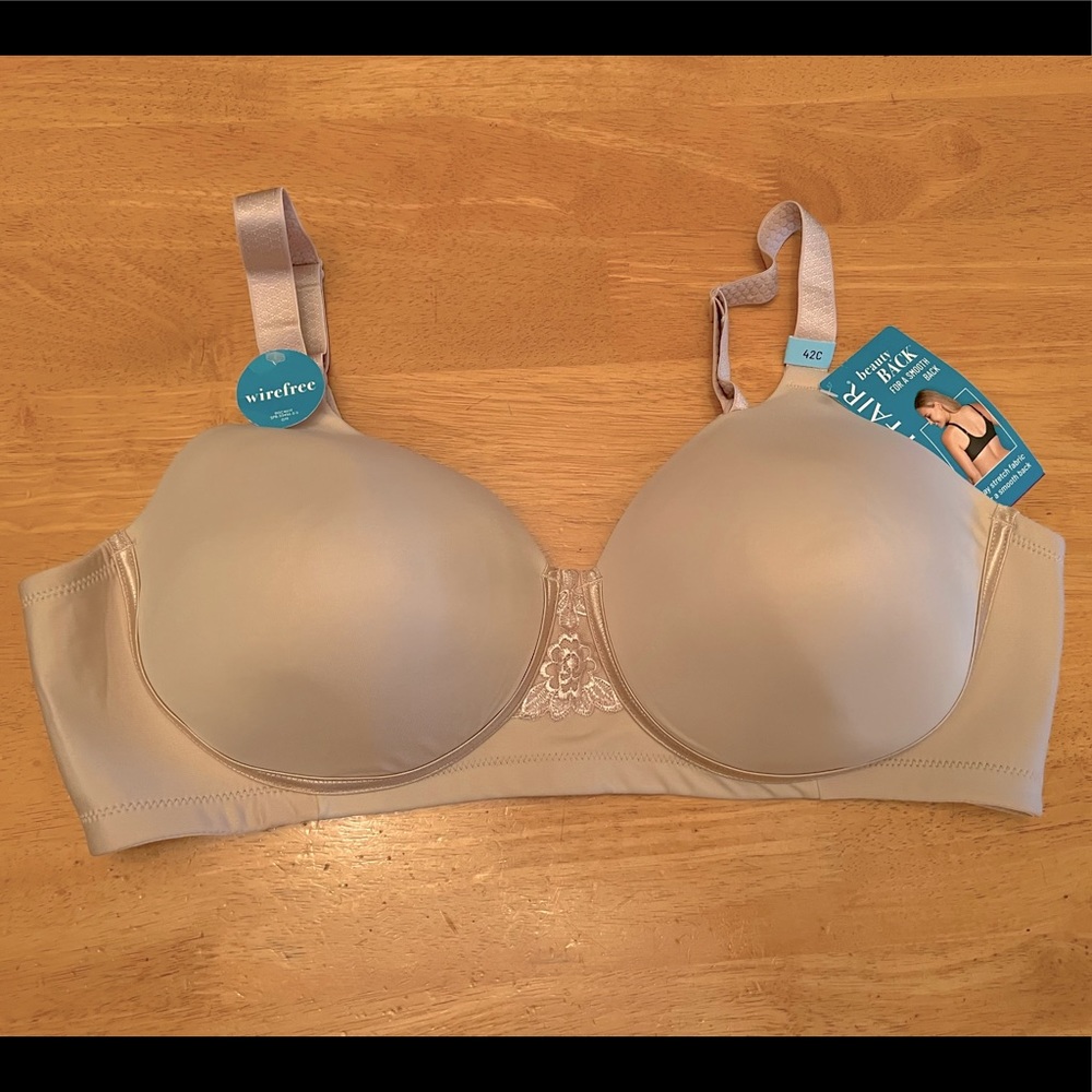 Vanity Fair Womens Nude Wireless Bra • Size 42C